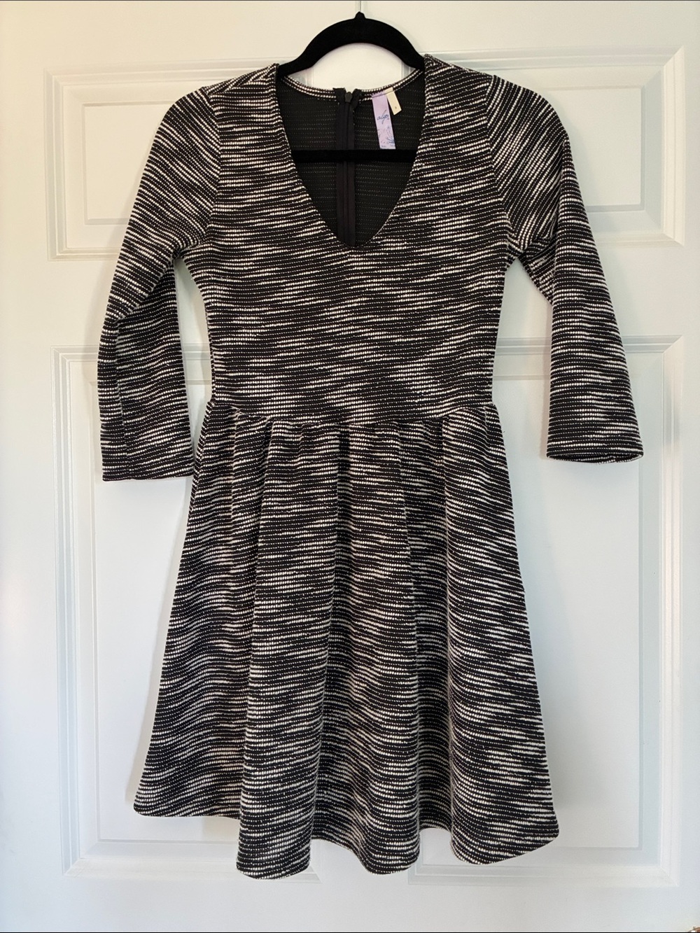 Alya Black and White Textured Fit & Flare Dress (S)